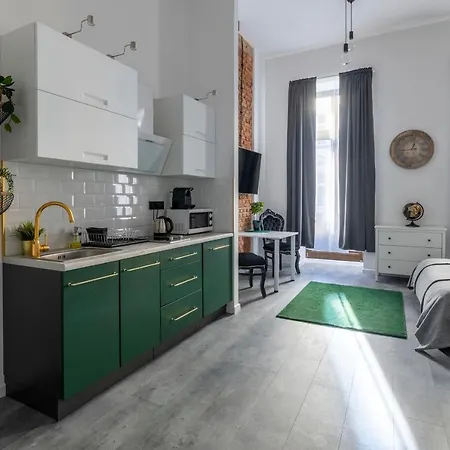 Bast 18 Apartamenty Manufaktura Centrum Miasta Legionow 18 Parking Bezplatny Łódź Esterno foto