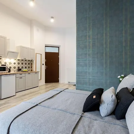 Bast 18 Apartamenty Manufaktura Centrum Miasta Legionow 18 Parking Bezplatny Łódź Esterno foto
