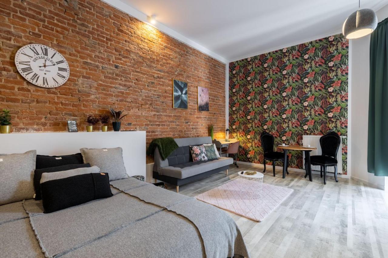 Apartment Bast 18 Manufaktura Centrum Miasta Legionow 18 Parking Bezplatny